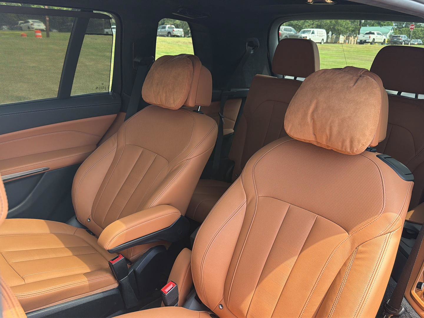 Used 2022 BMW X7 xDrive40i w/ Executive Package AWD/4WD image 33