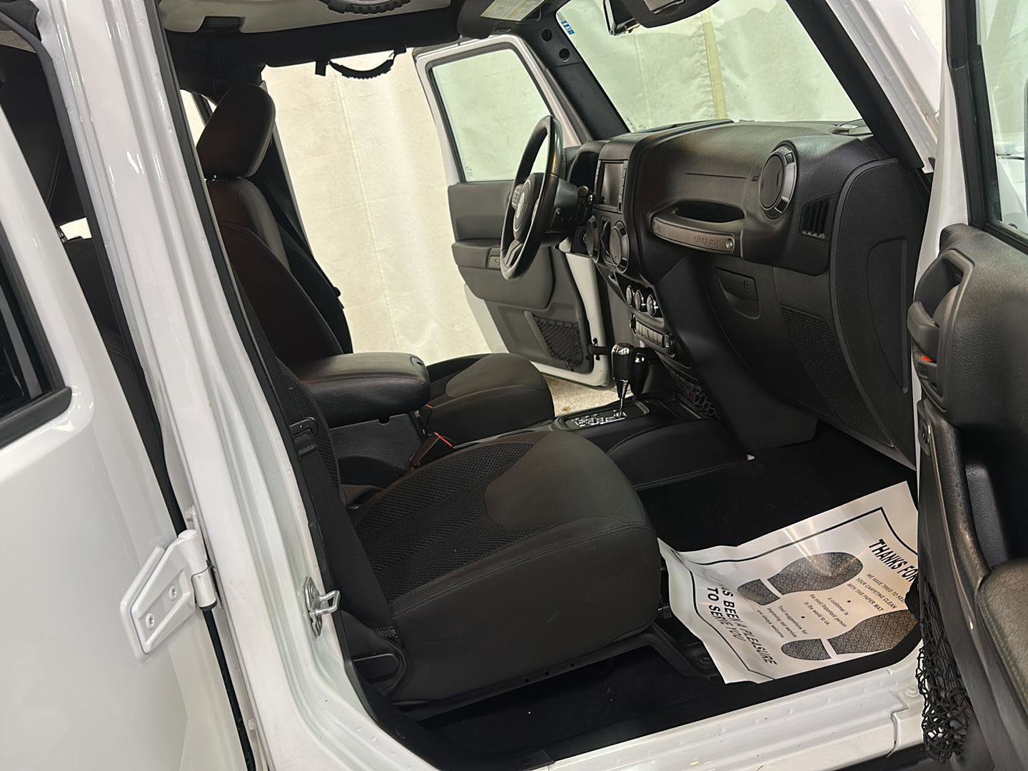 Used 2017 Jeep Wrangler Unlimited Sport image 26