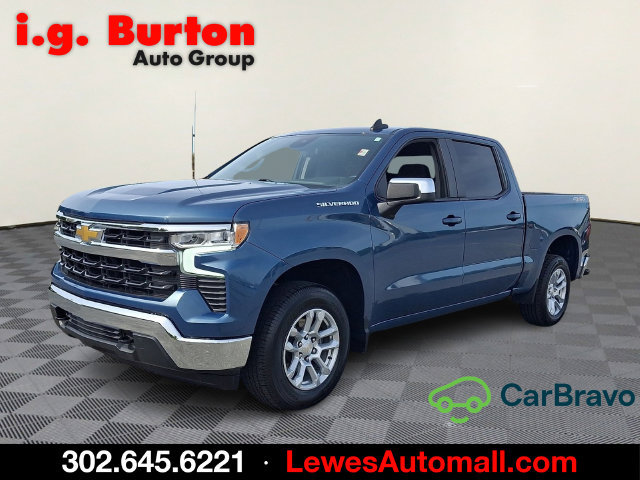 Used 2024 Chevrolet Silverado 1500 LT AWD/4WD image 3