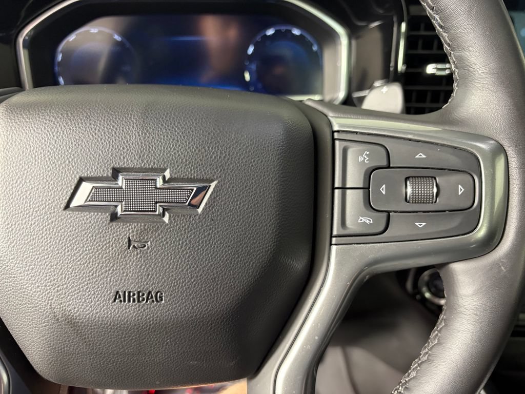Used 2022 Chevrolet Silverado 1500 RST AWD/4WD image 23