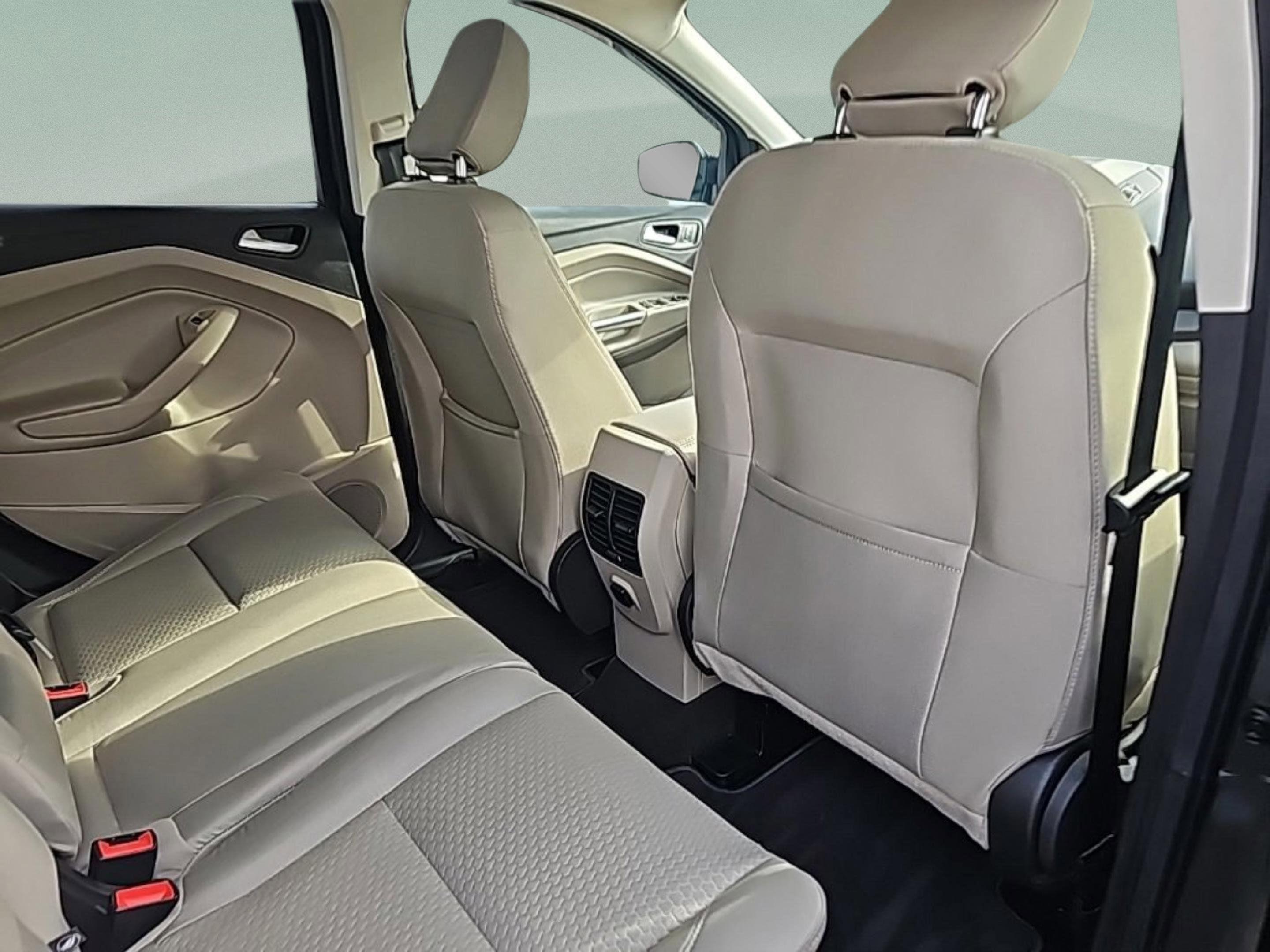 Used 2019 Ford Escape SE image 22