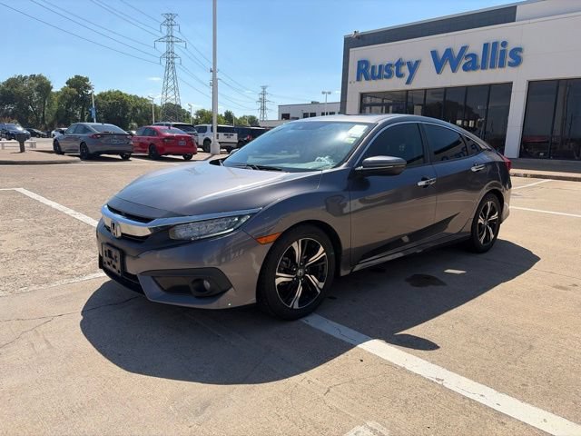Used 2018 Honda Civic Touring image 2