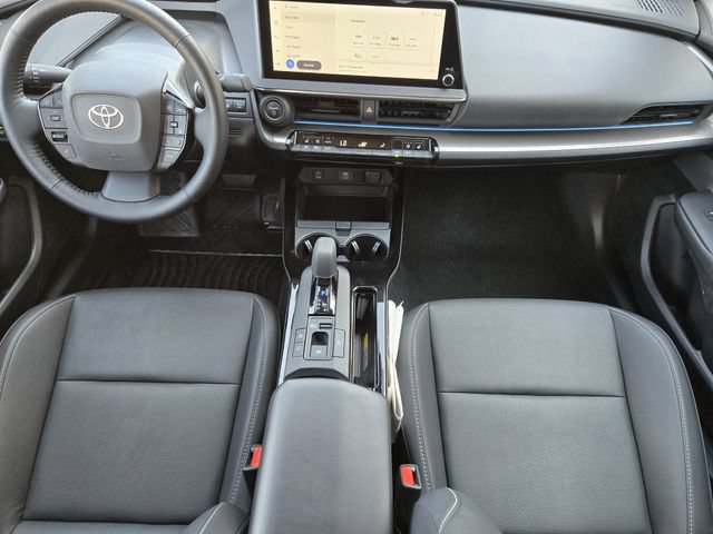 Used 2025 Toyota Prius Limited w/ Limited Premium Package FWD image 17