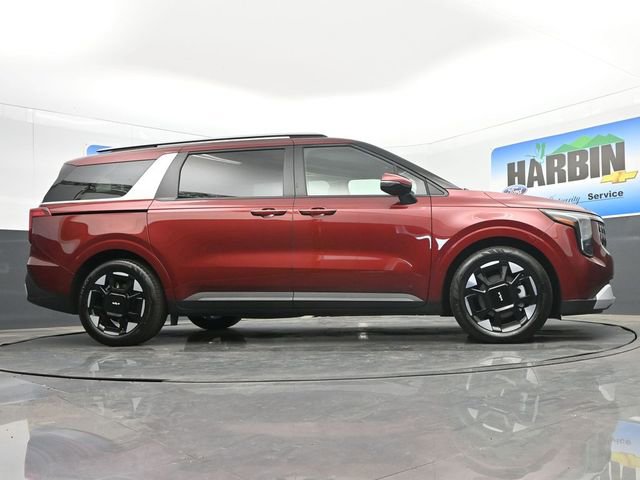 Used 2025 Kia Carnival EX FWD image 24