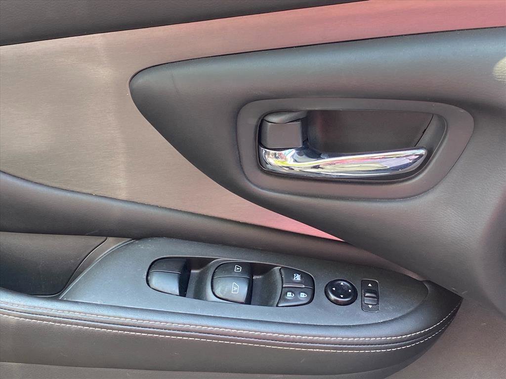 Used 2021 Nissan Murano S AWD/4WD image 14