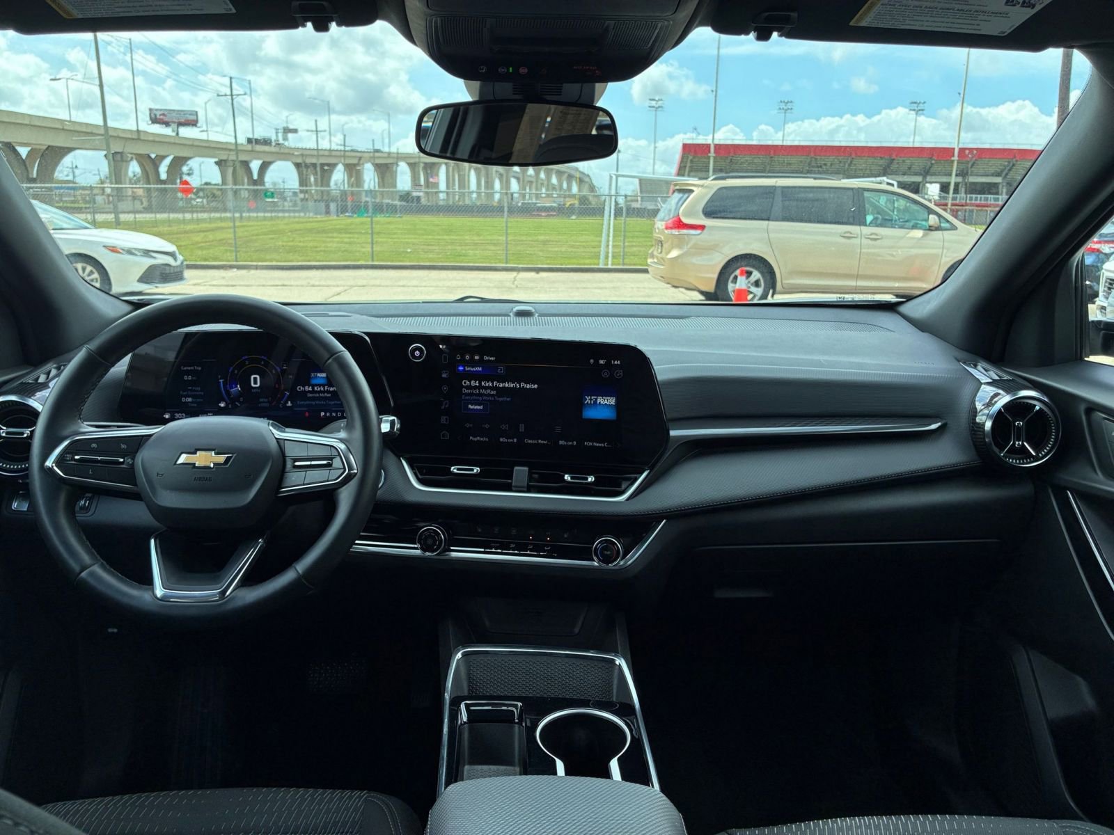 Used 2025 Chevrolet Equinox LT AWD/4WD image 28
