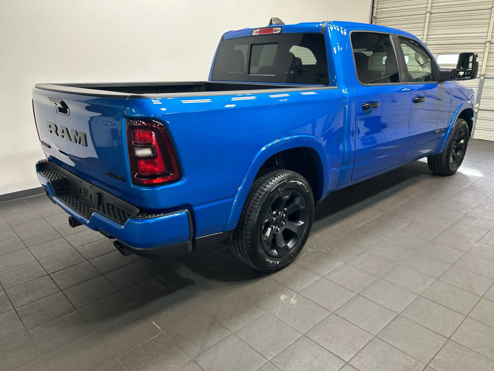 Used 2025 RAM 1500 Big Horn AWD/4WD image 5
