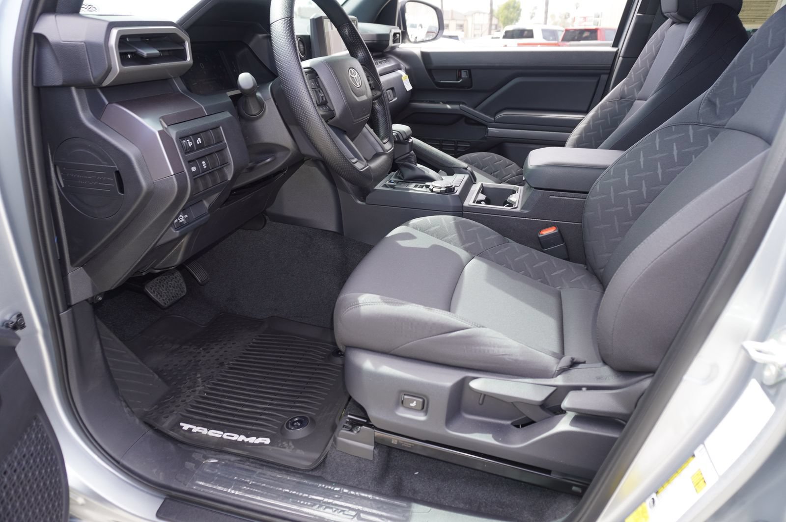 Certified 2026 Toyota Tacoma SR5 AWD/4WD image 13