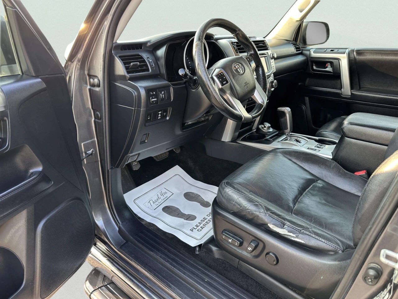 Used 2012 Toyota 4Runner Limited AWD/4WD image 13