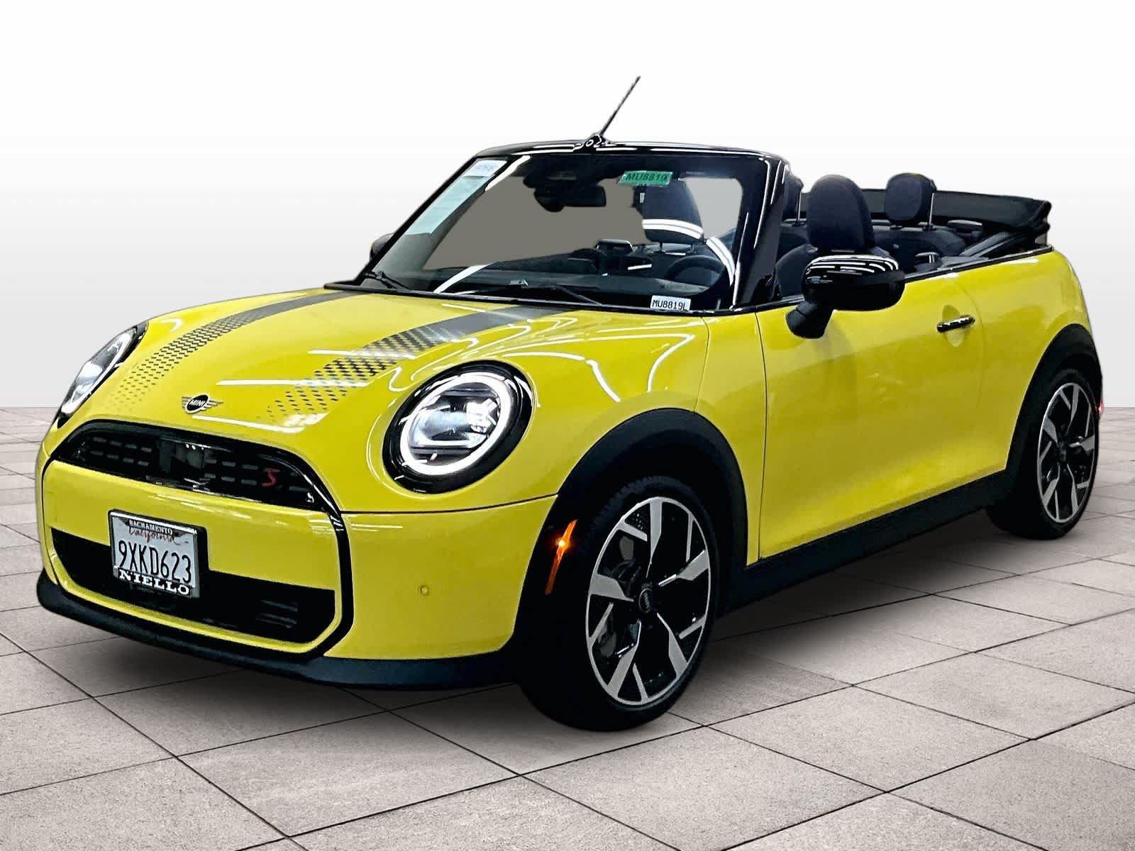 Used 2026 MINI Cooper S FWD image 1