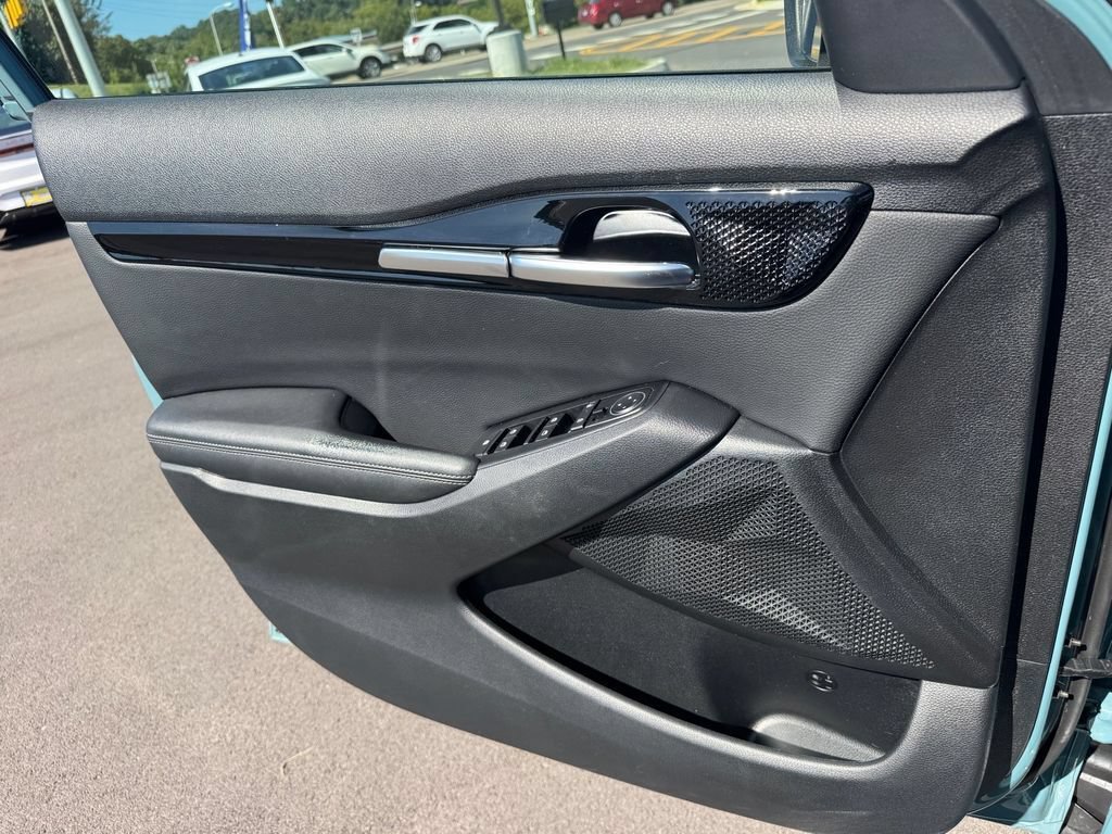 Used 2025 Kia Seltos EX w/ EX Sunroof Package FWD image 22