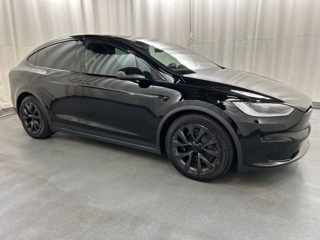 Used 2024 Tesla Model X image 1