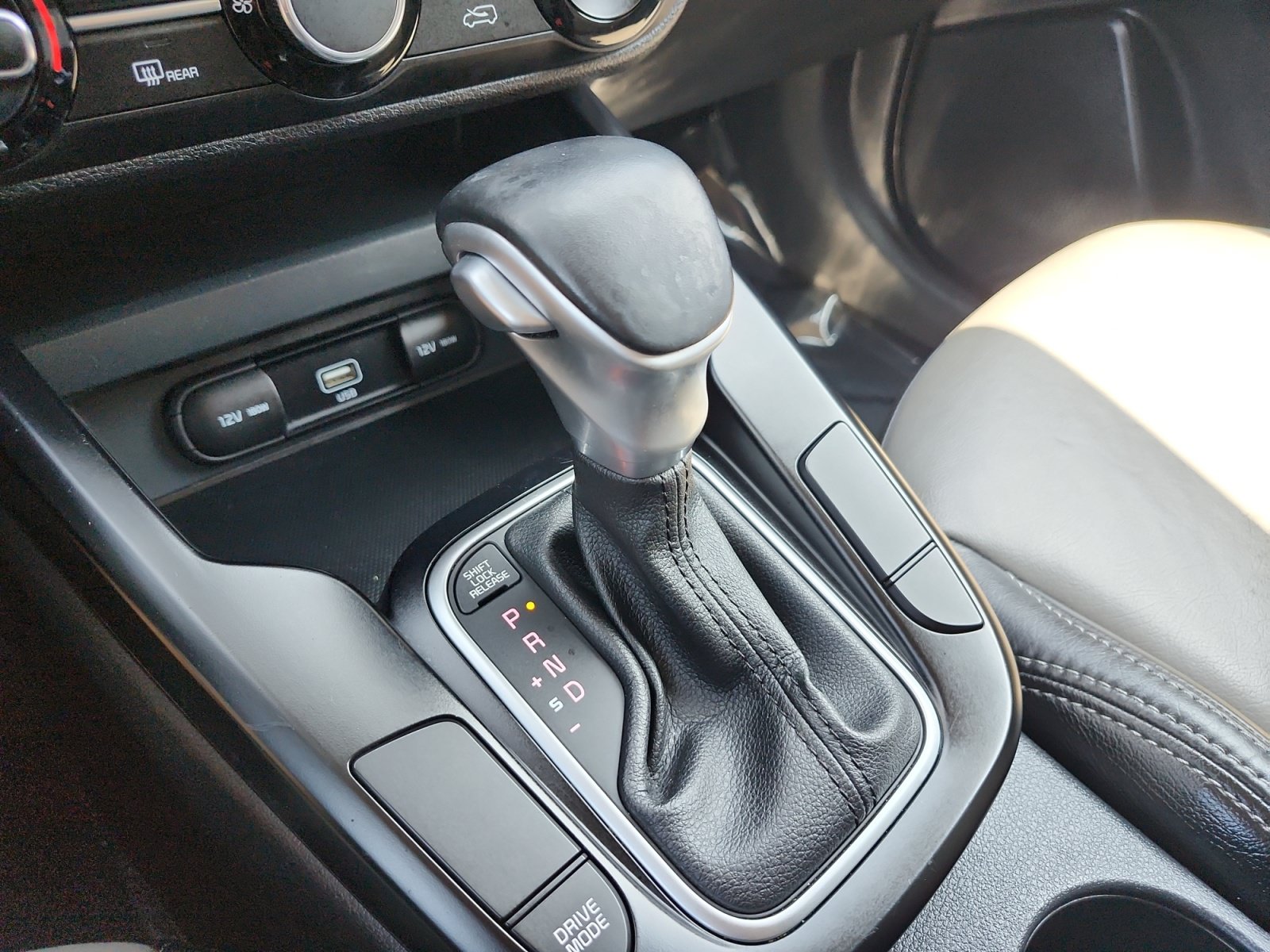 Used 2020 Kia Soul GT-Line FWD image 19