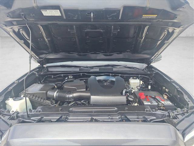 Used 2022 Toyota Tacoma TRD Off-Road image 21