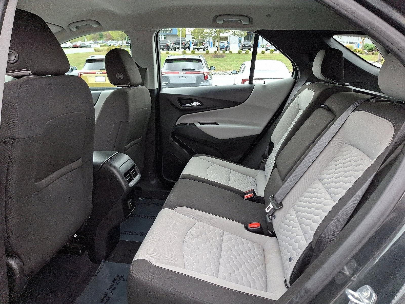 Used 2021 Chevrolet Equinox LS image 10