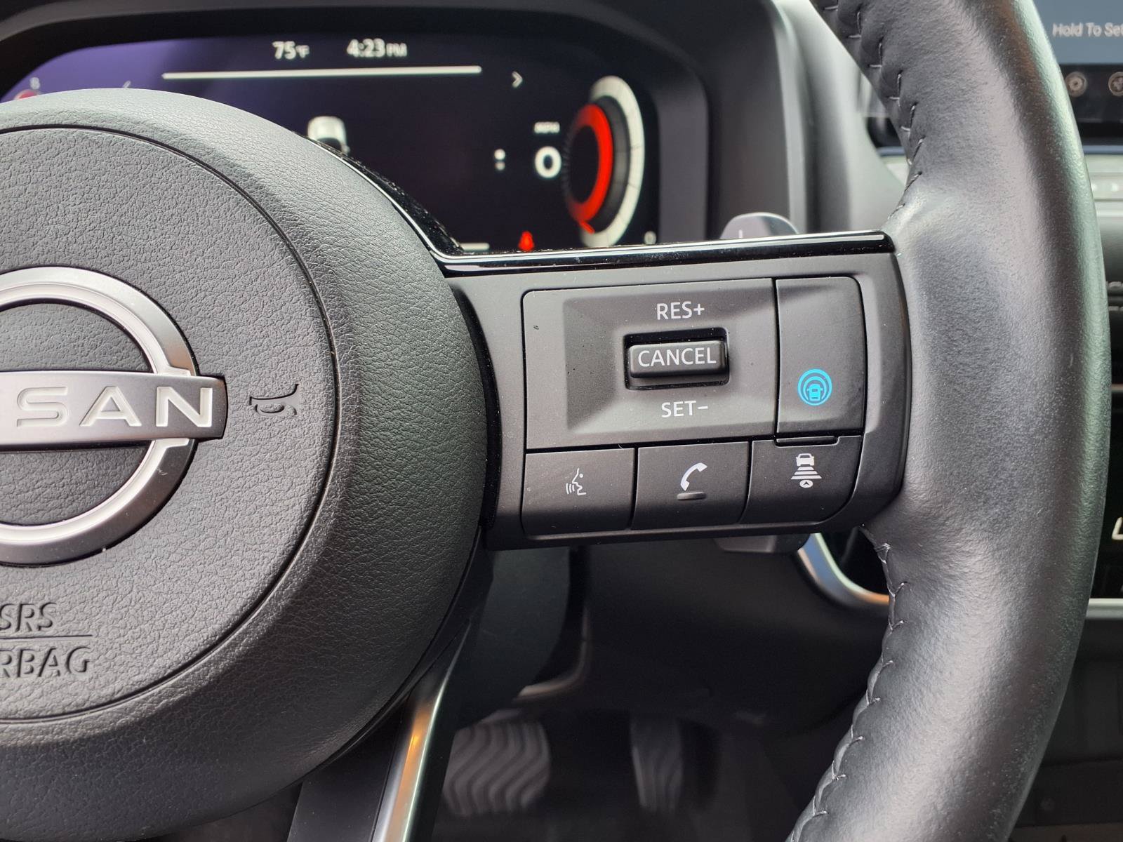 Used 2024 Nissan Rogue Platinum w/ Platinum Premium Package FWD image 19