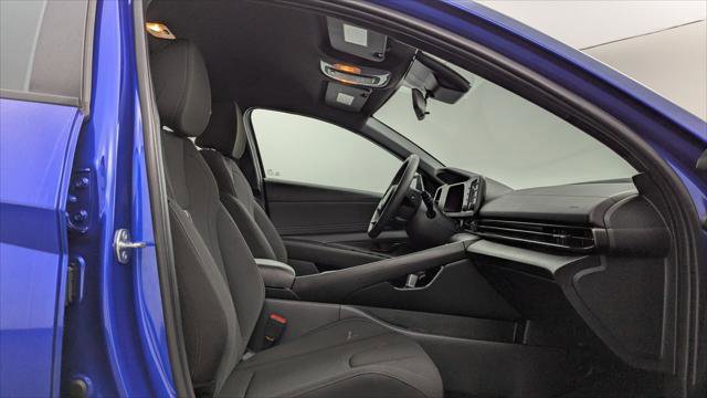 Used 2025 Hyundai Elantra Sport w/ Cargo Package image 22