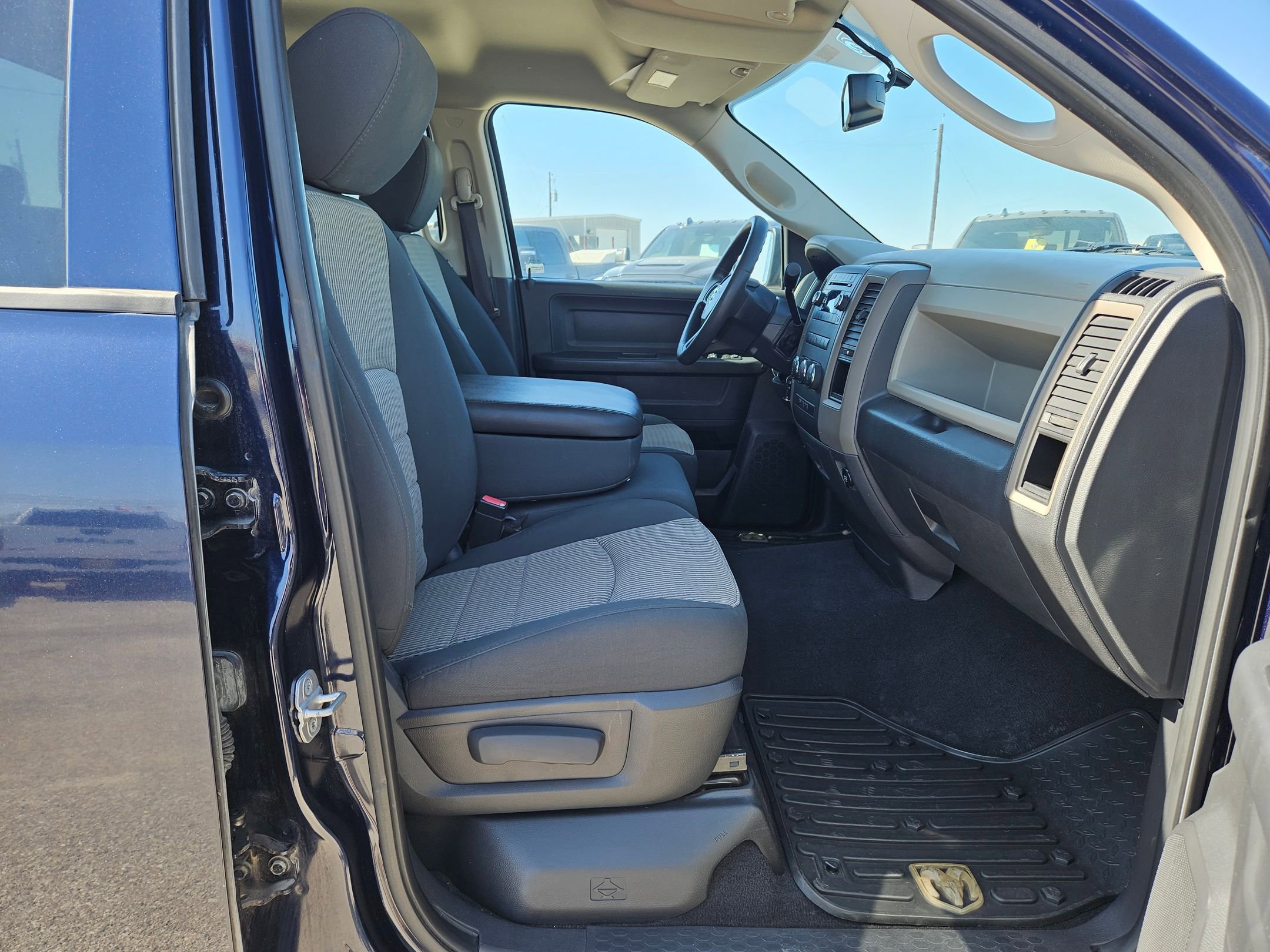 Used 2012 RAM 1500 Express image 26