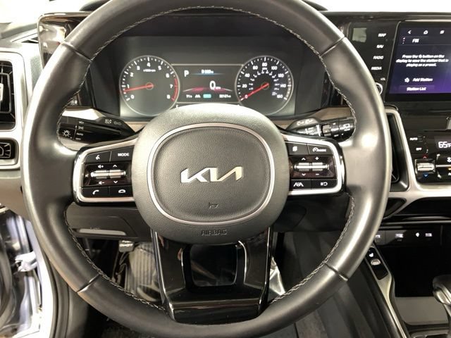 Used 2023 Kia Sorento S AWD/4WD image 26