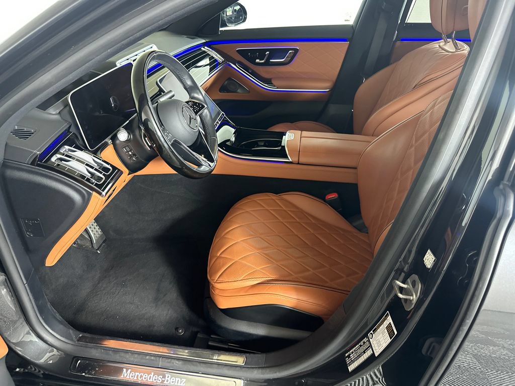 Certified 2025 Mercedes-Benz S 580 4MATIC Sedan image 9