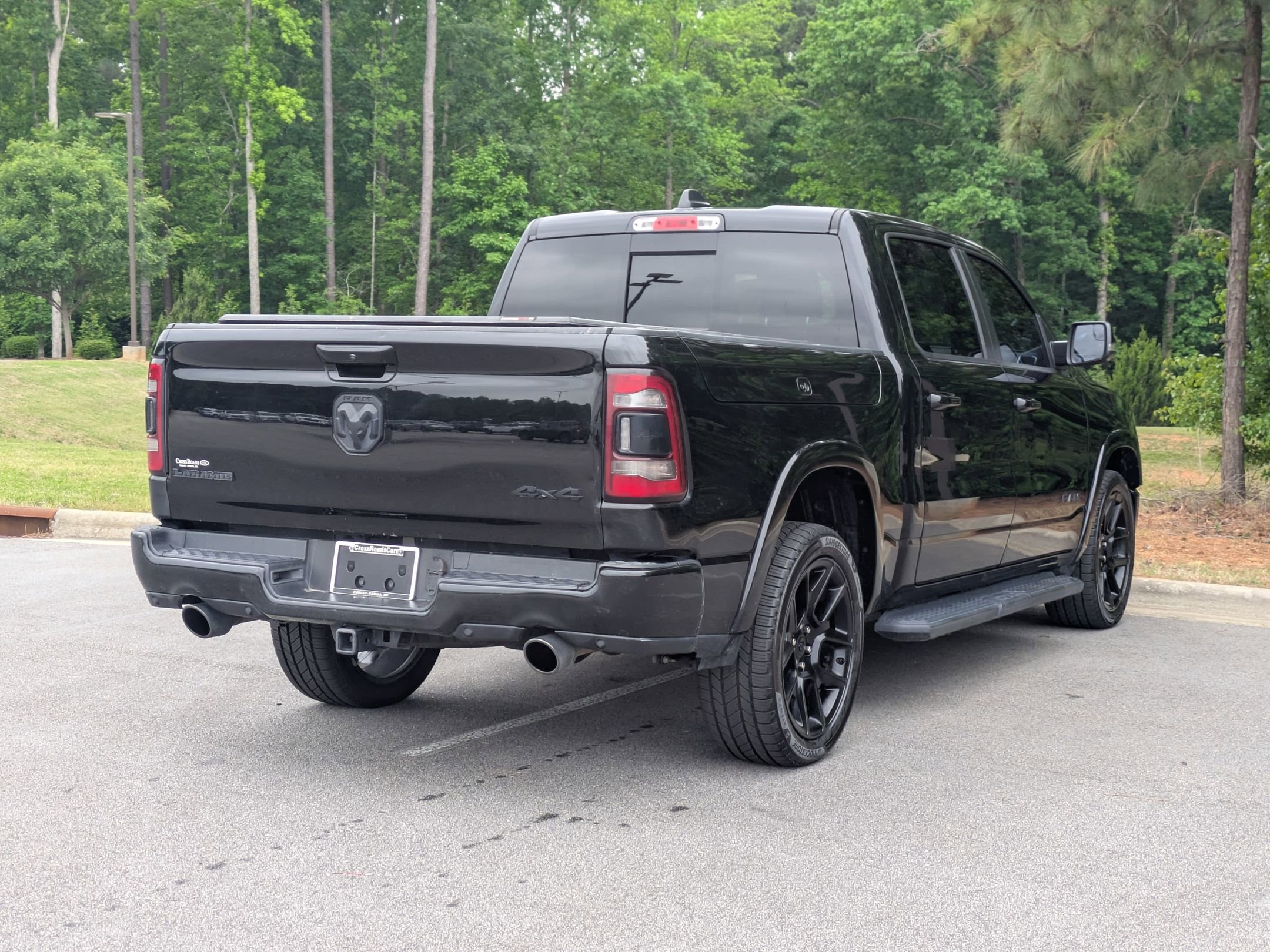 Used 2022 RAM 1500 Laramie AWD/4WD image 3