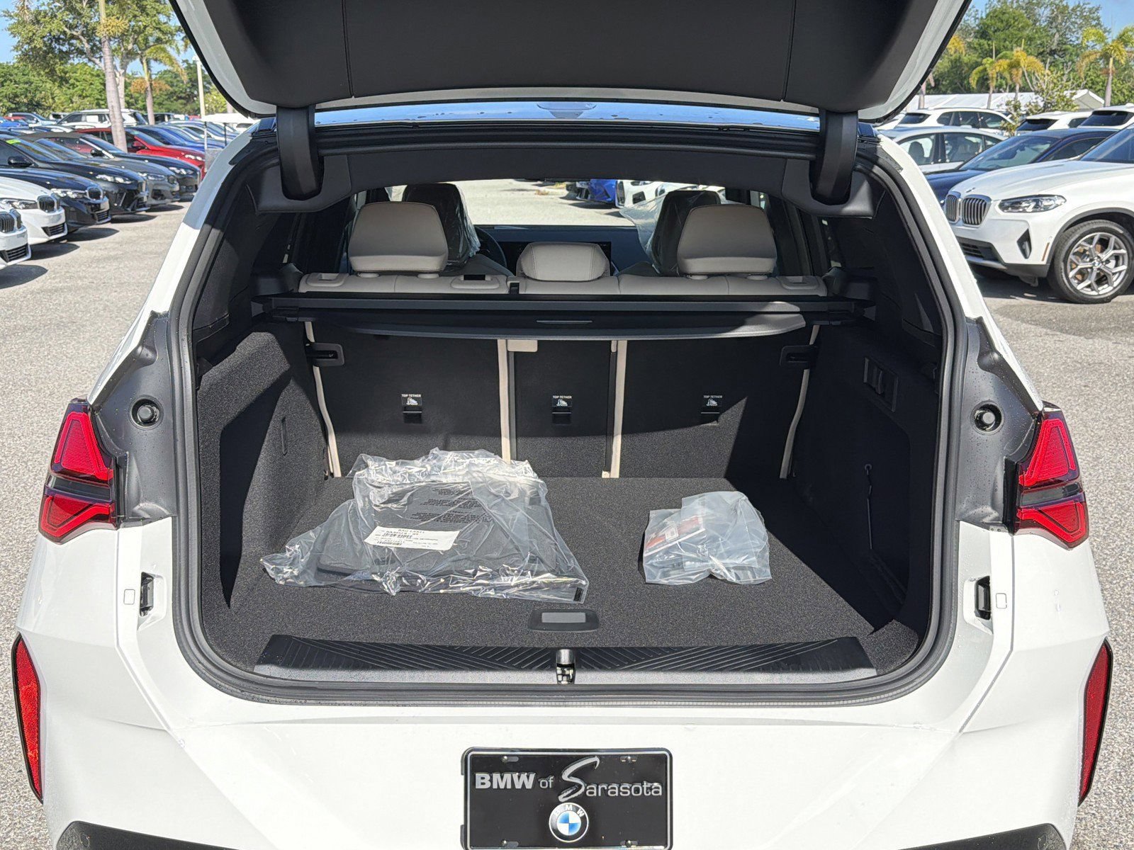 New 2026 BMW X3 xDrive30i w/ Premium Package AWD/4WD image 12