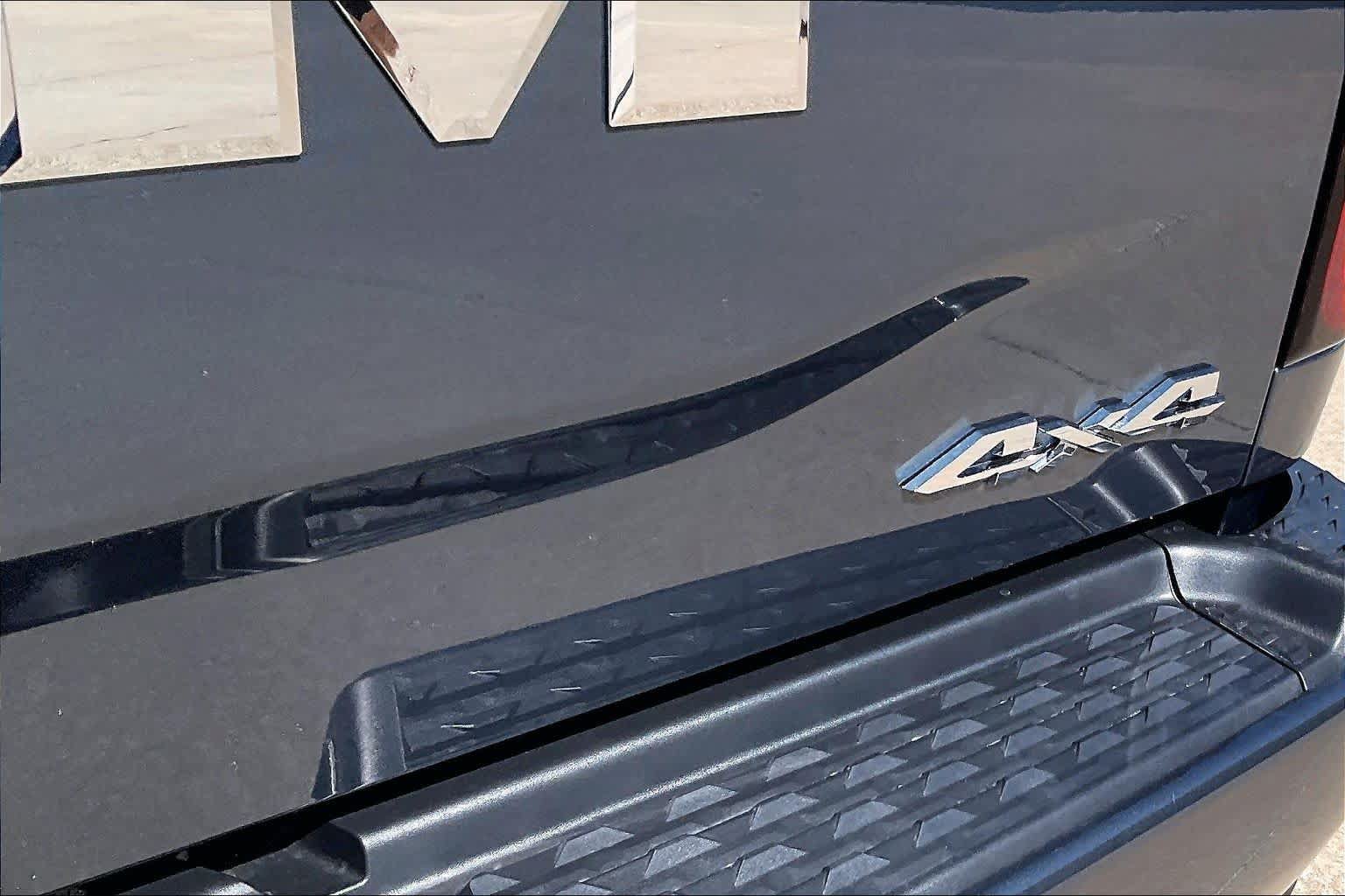 New 2027 RAM 3500 Big Horn AWD/4WD image 15