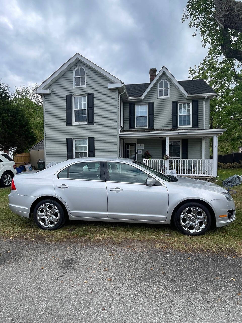 Used 2011 Ford Fusion SE w/ 201A Rapid Spec Order Code FWD image 5