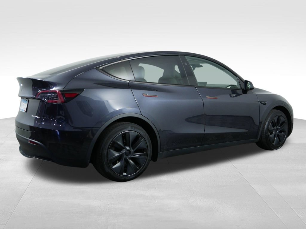 Used 2025 Tesla Model Y Long Range AWD/4WD image 10