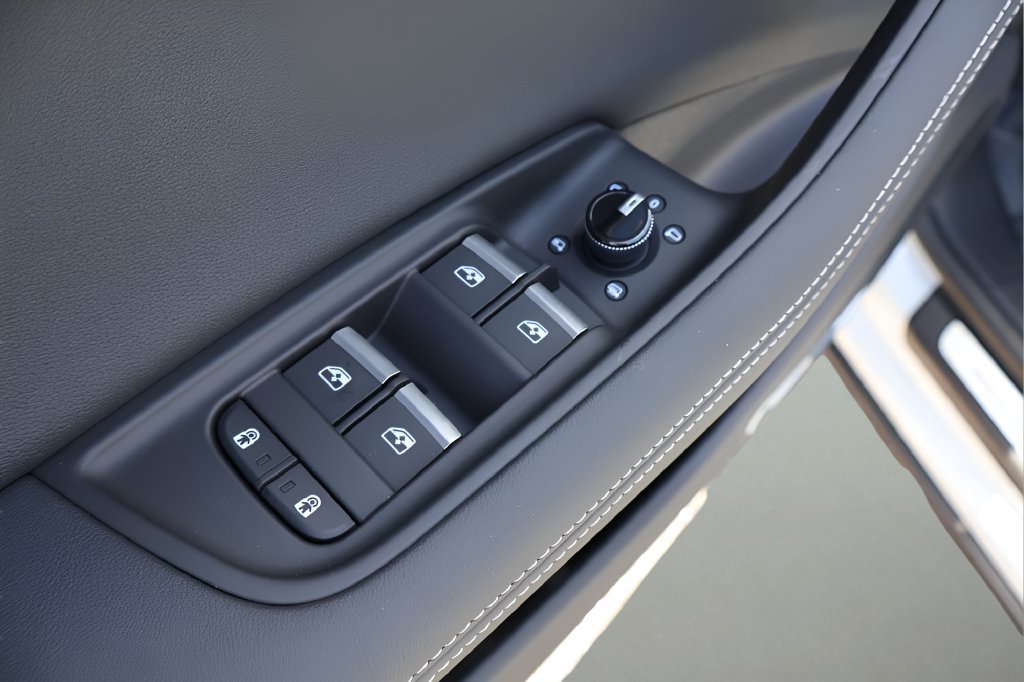 New 2026 Audi Q8 Premium Plus AWD/4WD image 10