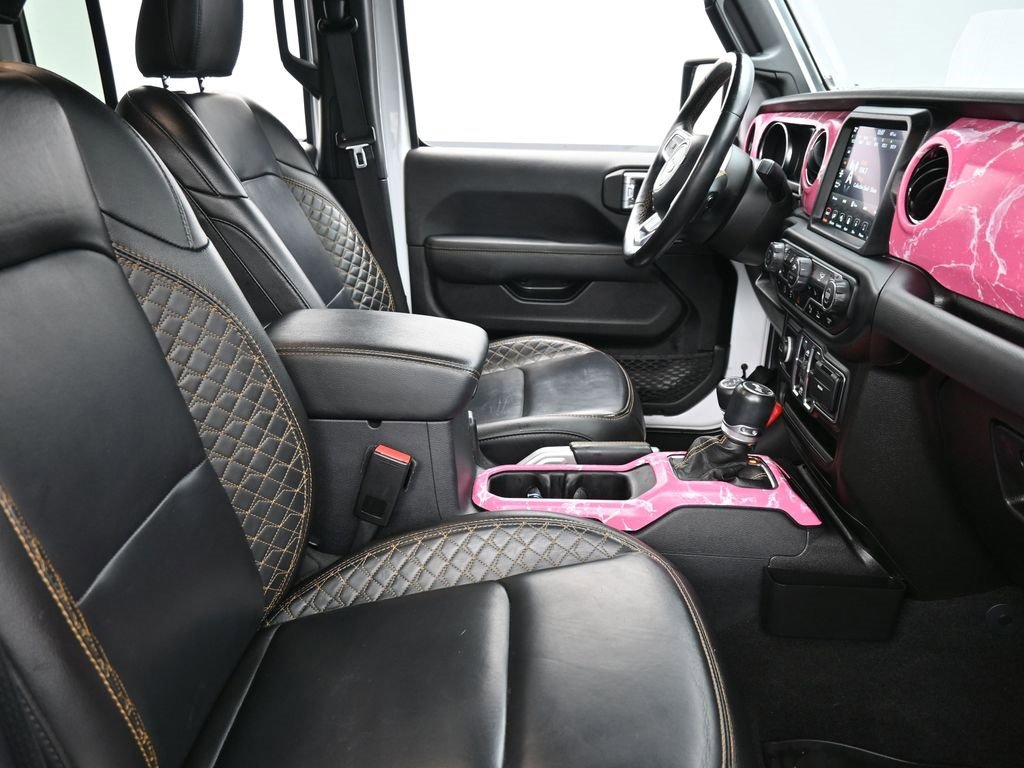 Used 2021 Jeep Wrangler Unlimited Sahara image 18