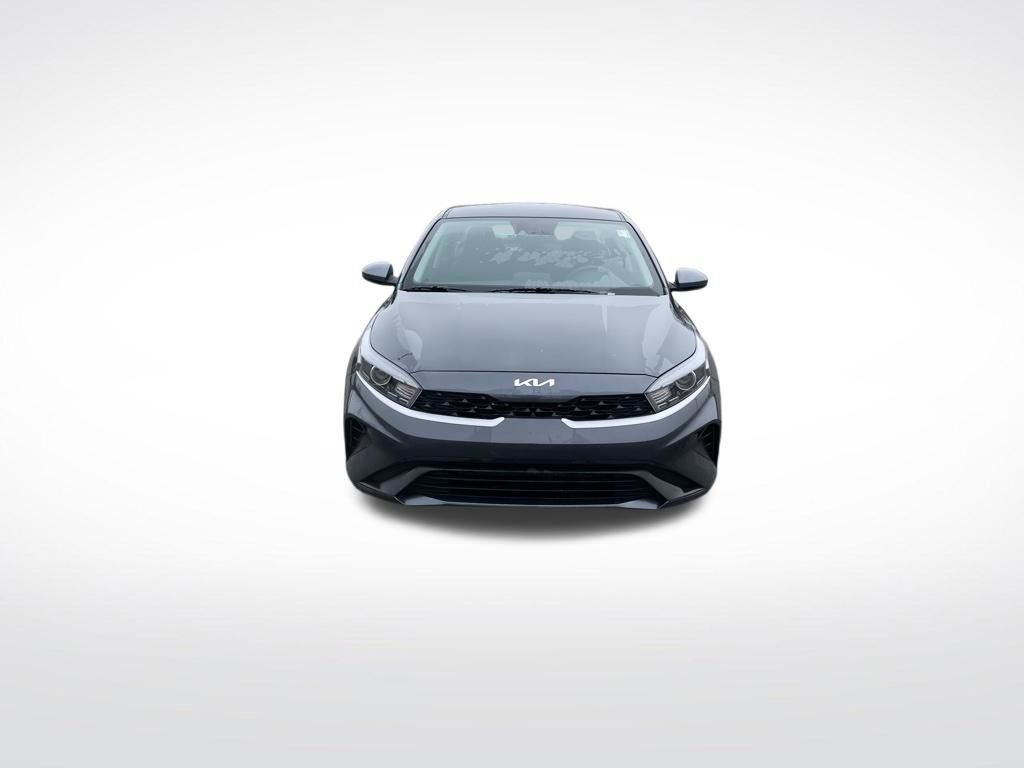 Used 2024 Kia Forte LXS image 8