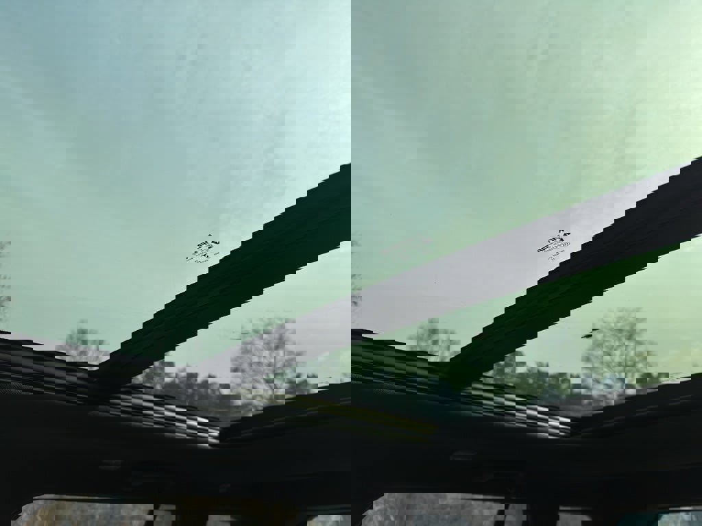 New 2026 Jeep Grand Cherokee Limited w/ Limited Altitude Package image 9