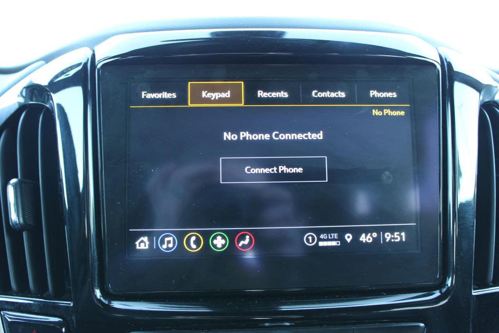 Used 2023 Chevrolet Traverse LT image 49