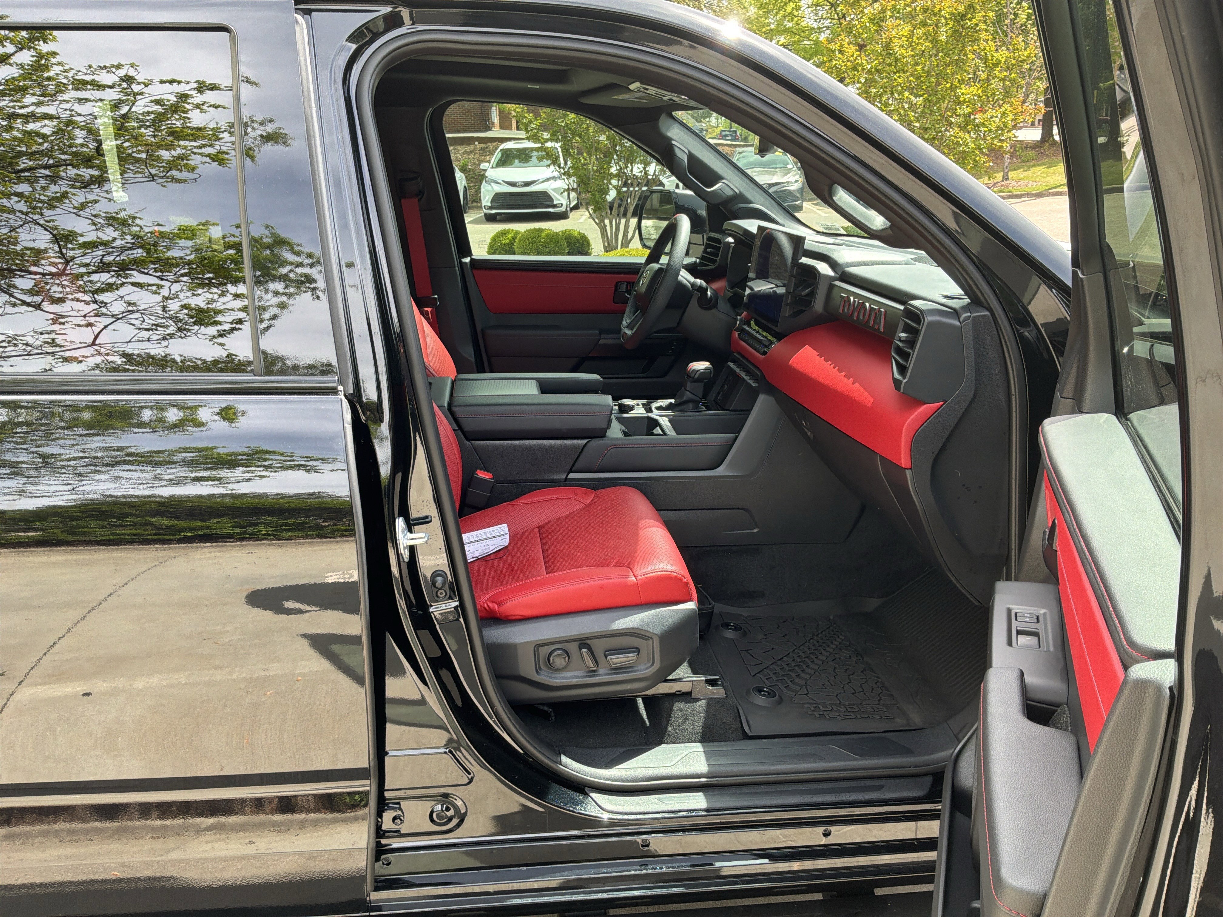 Used 2026 Toyota Tundra TRD Pro AWD/4WD image 33