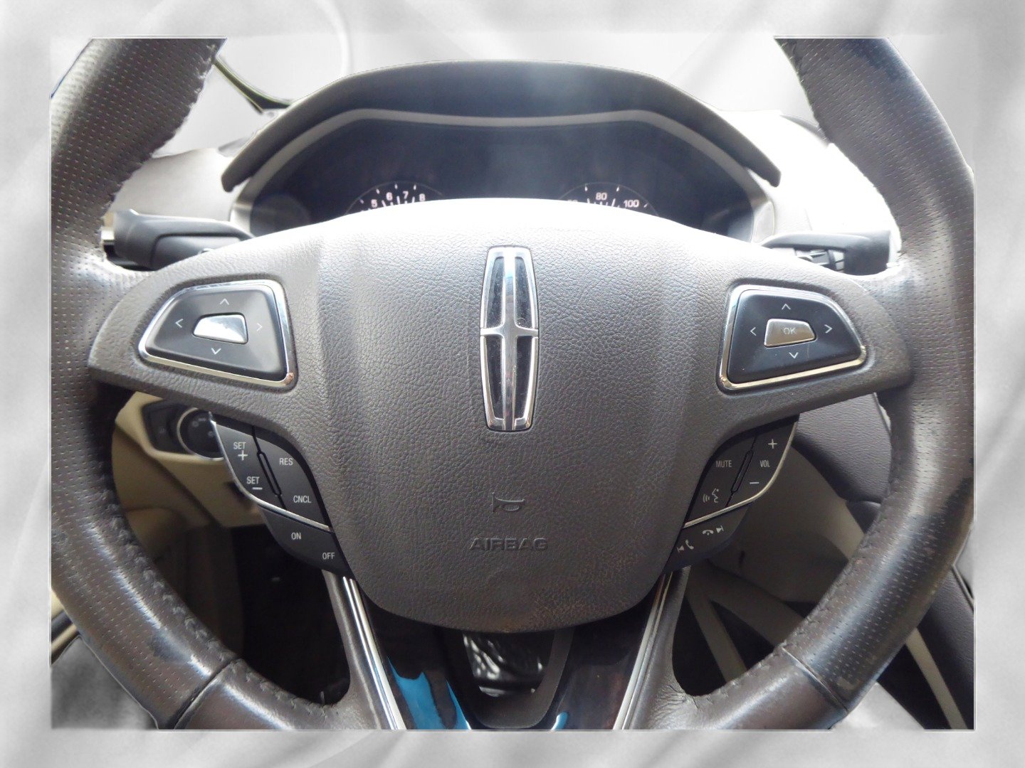 Used 2014 Lincoln MKZ w/ Equipment Group 101A Select image 23