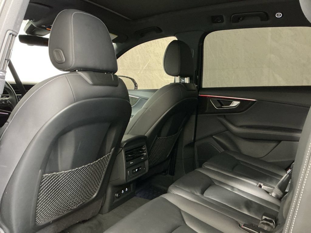 Used 2025 Audi Q7 3.0T Premium Plus AWD/4WD image 25
