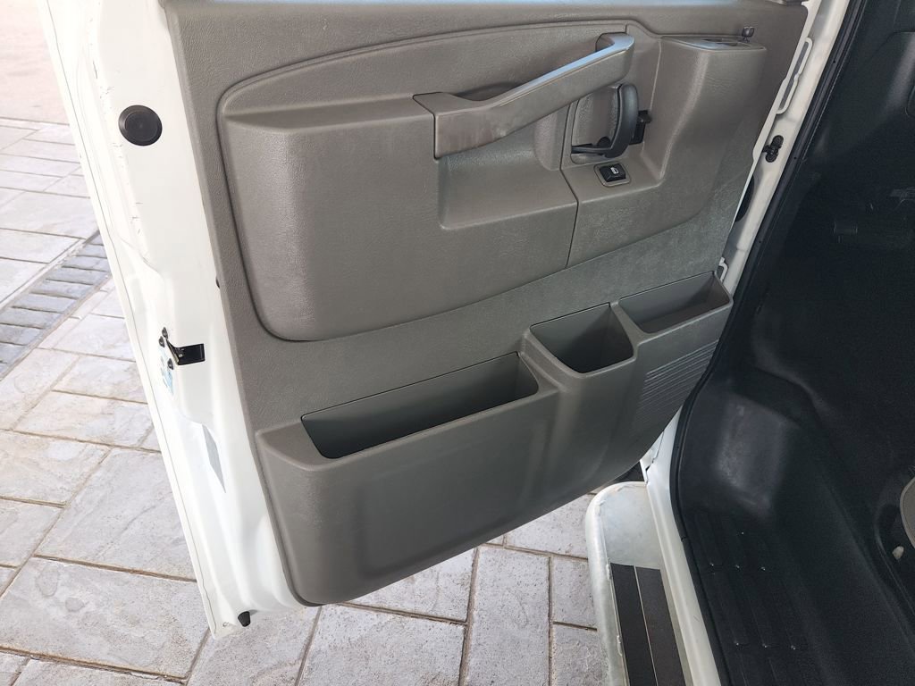 Used 2024 GMC Savana 2500 w/ Driver Convenience Package image 29
