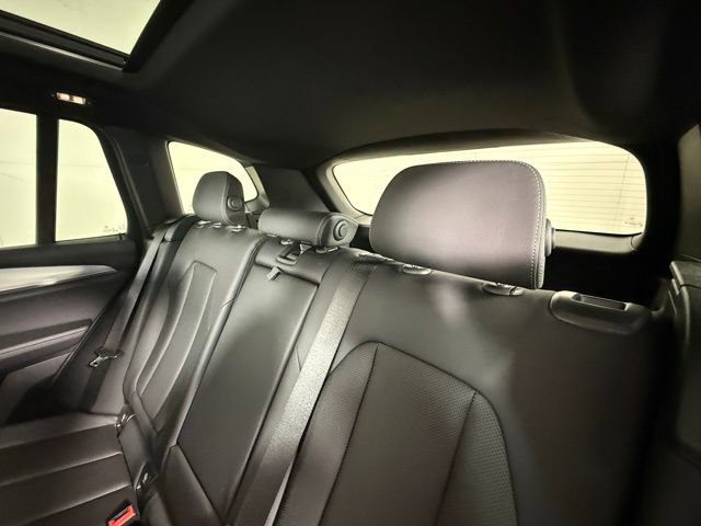 Used 2023 BMW X3 sDrive30i w/ Premium Package image 32