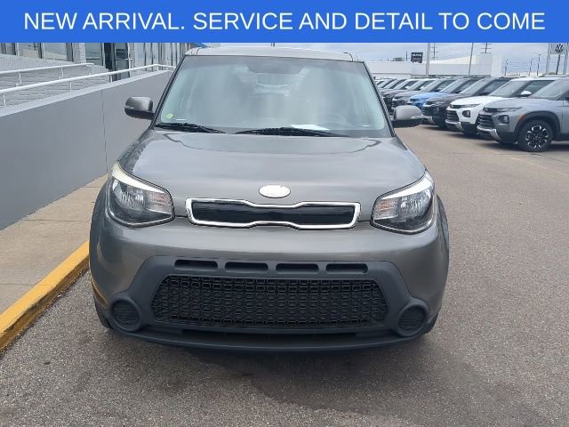 Used 2014 Kia Soul + FWD image 11