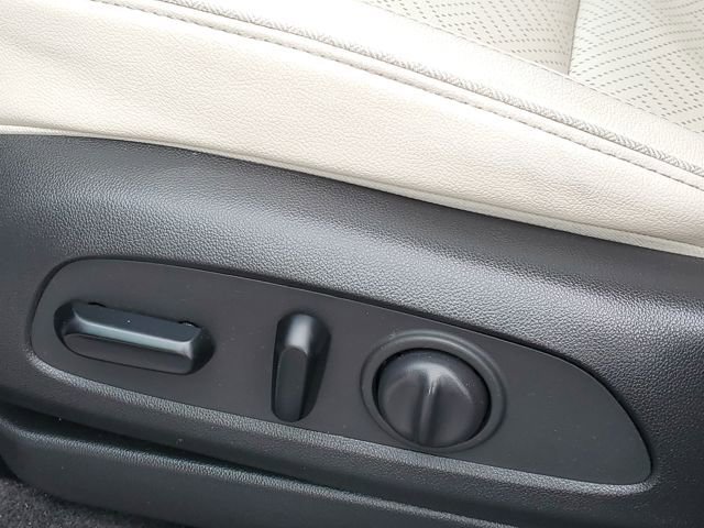 Used 2021 Buick Encore GX Essence image 7