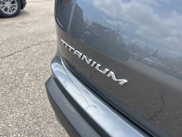 Certified 2022 Ford Edge Titanium w/ Class II Trailer Tow Package AWD/4WD image 28
