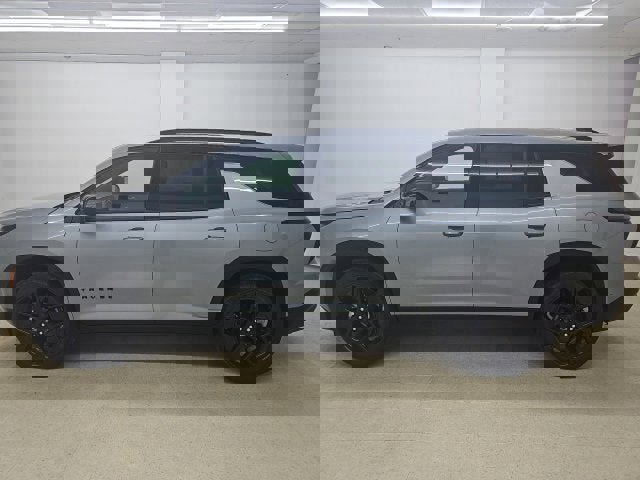 New 2026 Chevrolet Traverse RS w/ LPO, Floor Liner Package image 7