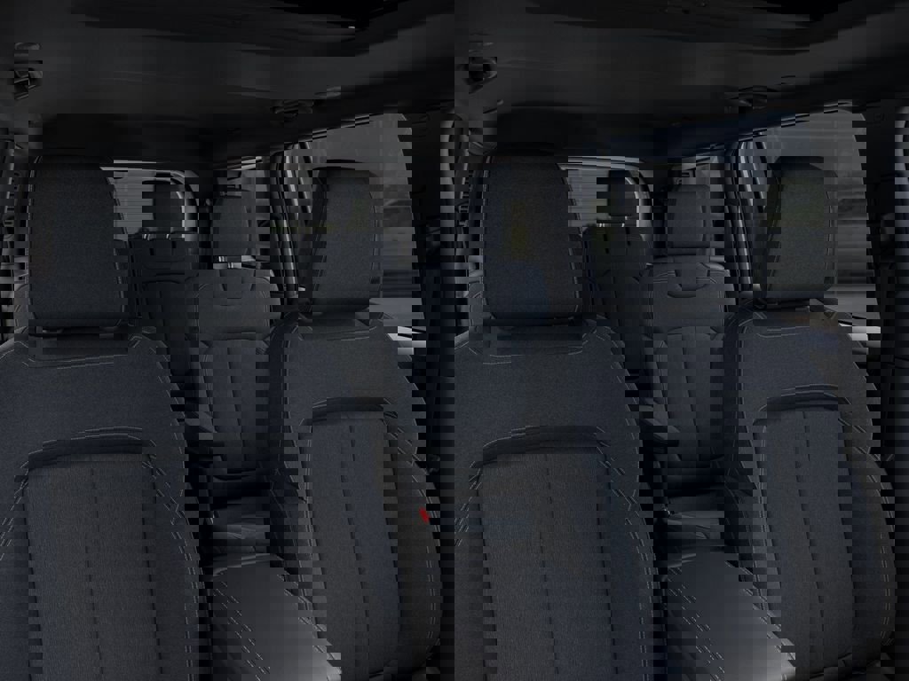 New 2025 Jeep Grand Cherokee L Laredo w/ Luxury Tech Group I image 28