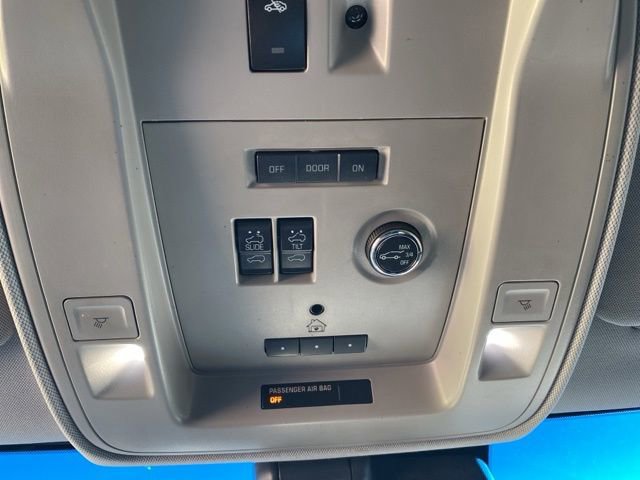 Used 2016 Cadillac Escalade Luxury image 21