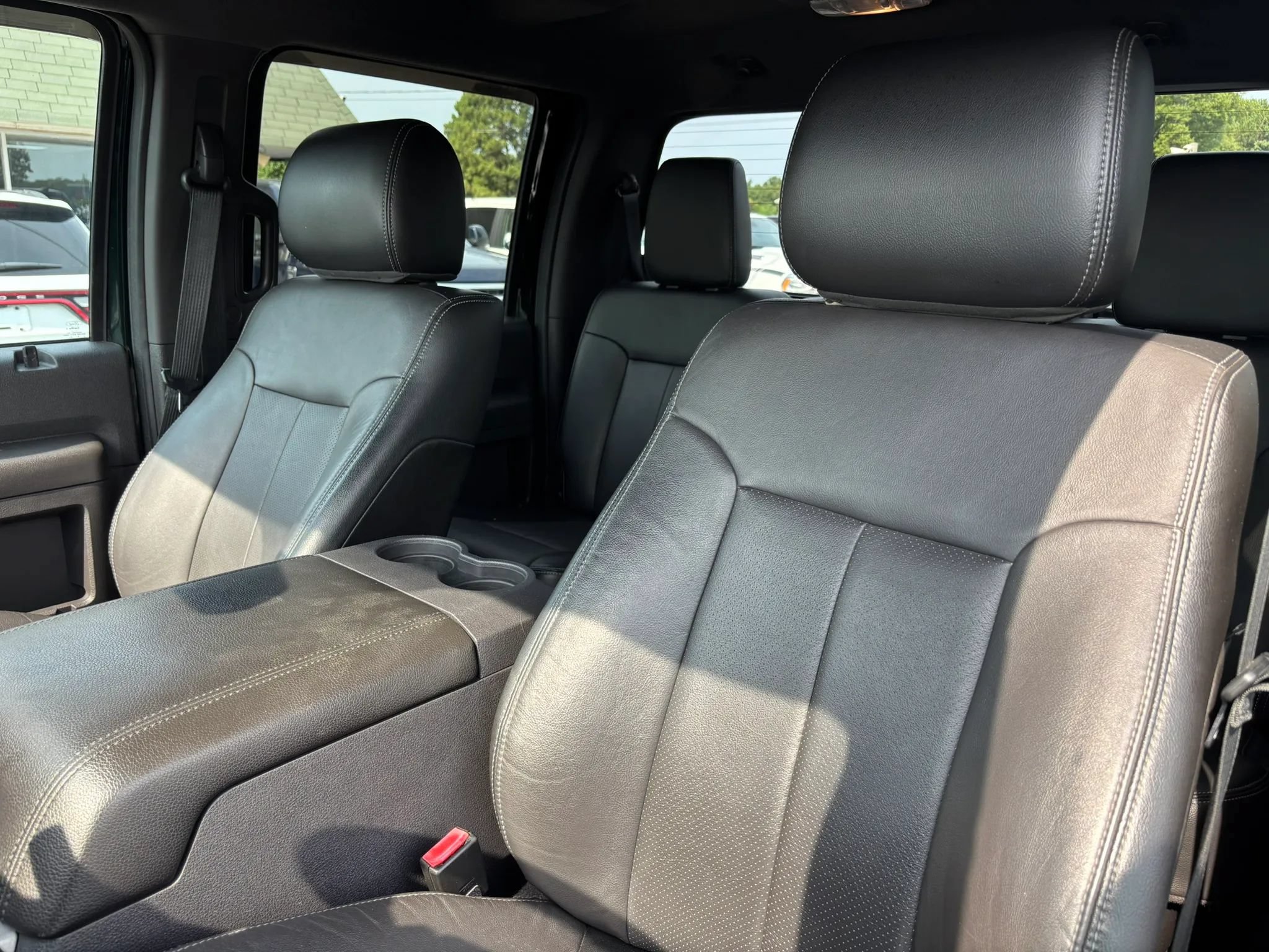 Used 2015 Ford F250 Lariat w/ Chrome Package AWD/4WD image 25