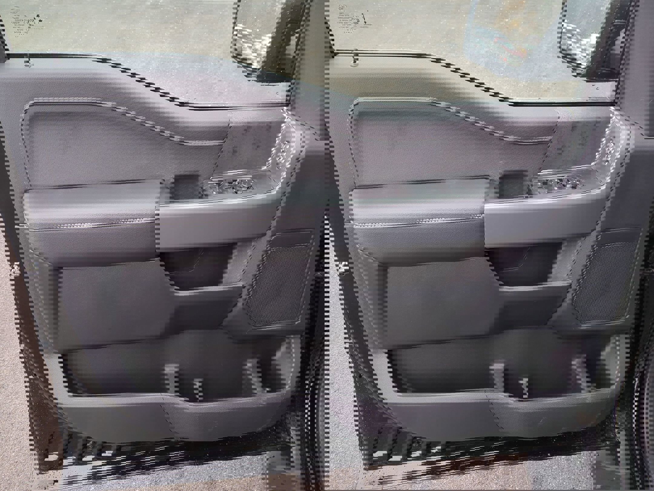 New 2026 Ford F150 XLT w/ Equipment Group 302A MID image 4