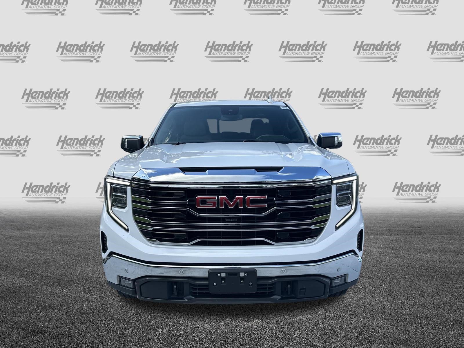 Used 2022 GMC Sierra 1500 SLT w/ SLT Premium Plus Package AWD/4WD image 3