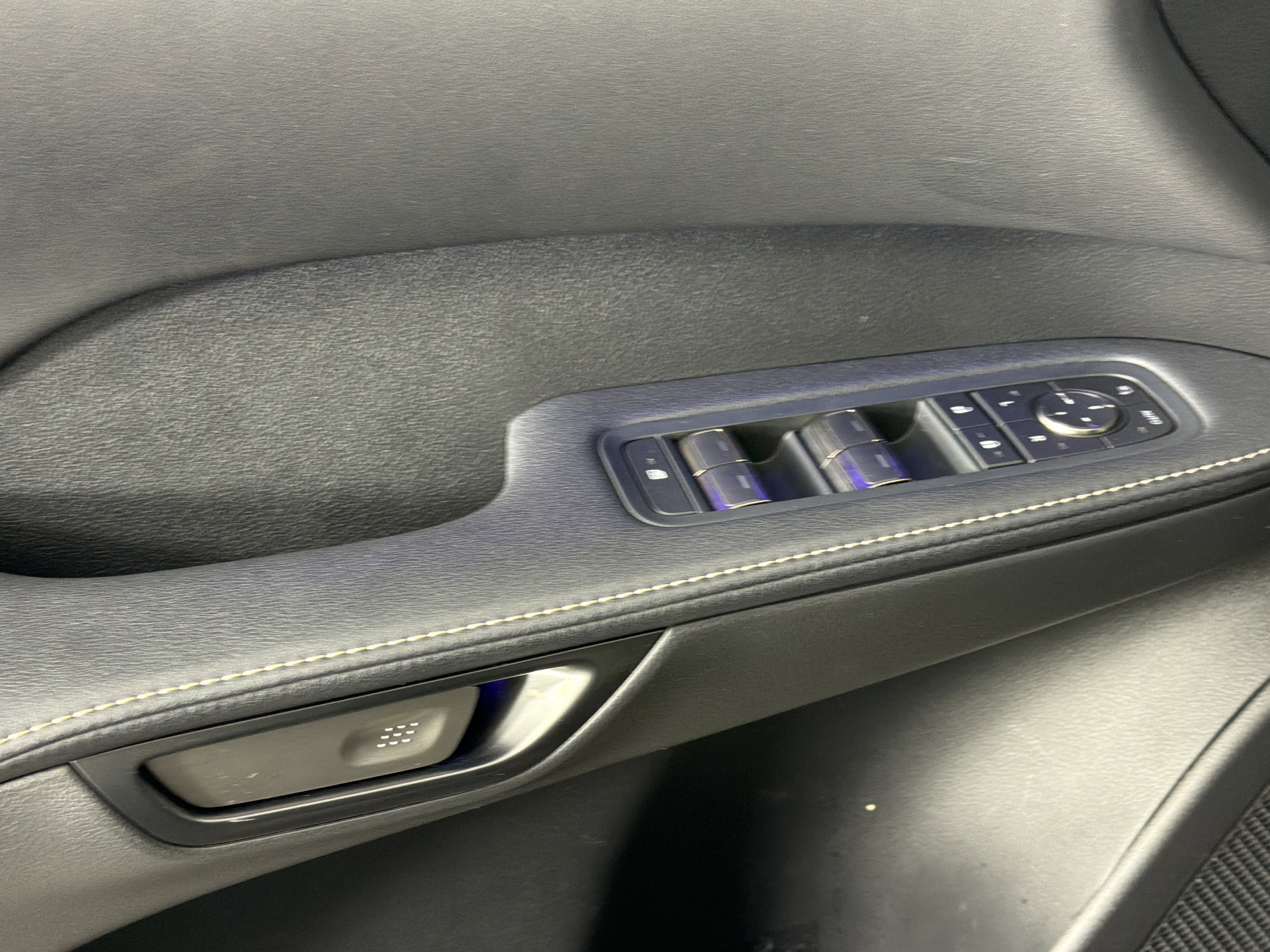 Used 2025 Lexus RX 350 Premium w/ Convenience Package AWD/4WD image 7