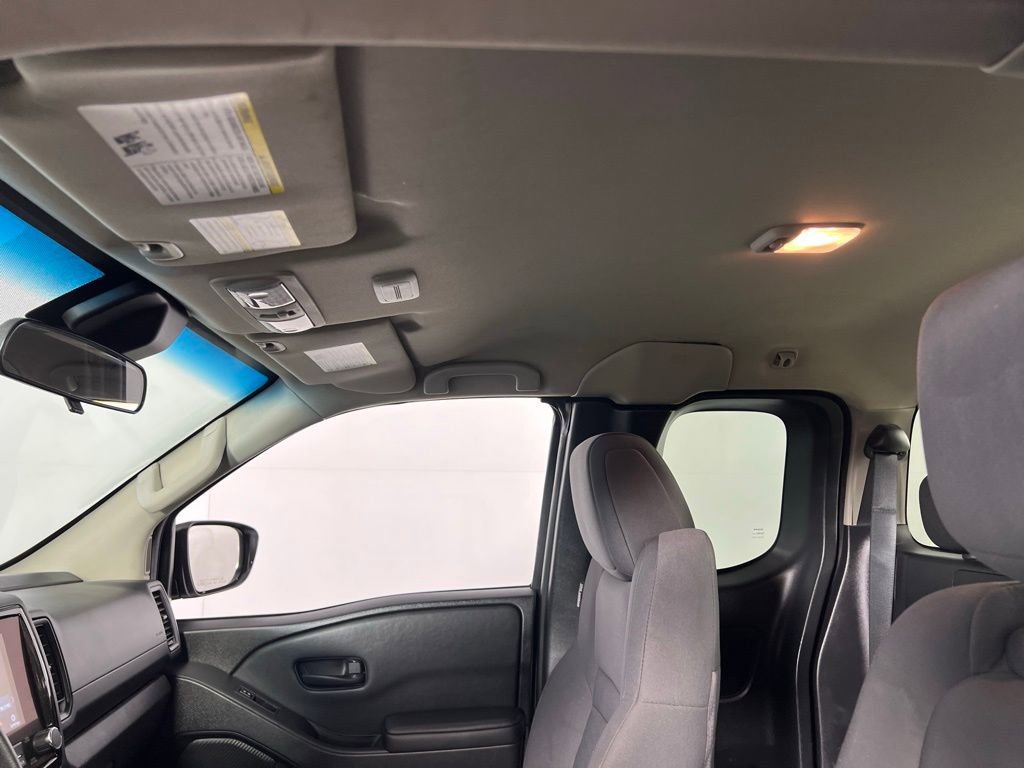 Used 2023 Nissan Frontier S image 23